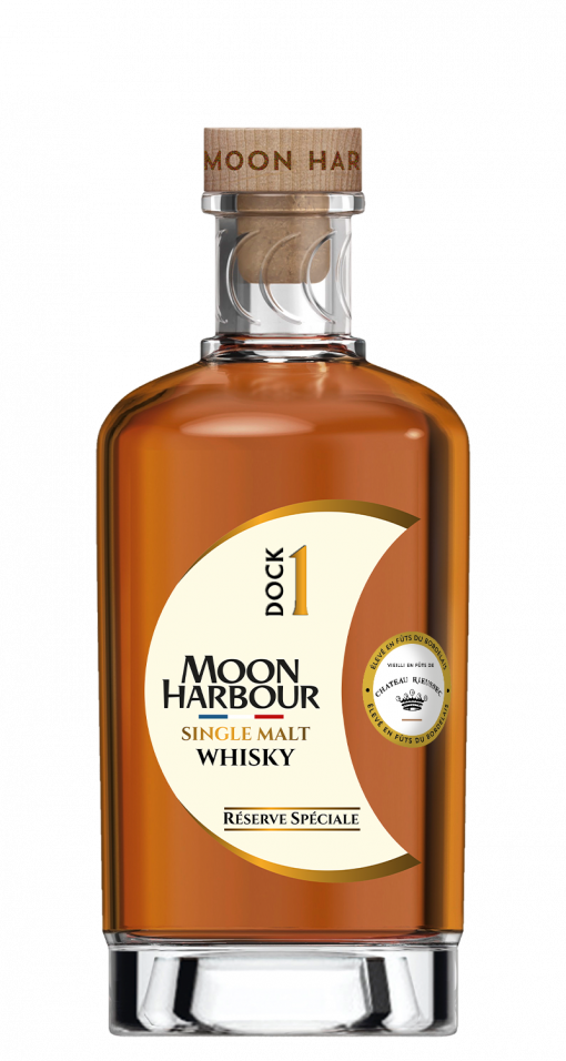 DOCK 1 - Single Malt <br>100% orge maltée <br>DOUBLE CASK - 5 ans<br><em>Vieilli en fûts de Château Rieussec 43% vol.</em>